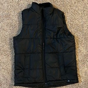 Men’s medium black vest